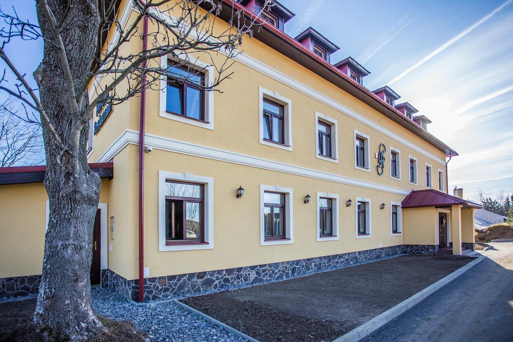 Penzion Altmayer Banská Štiavnica Exteriör bild