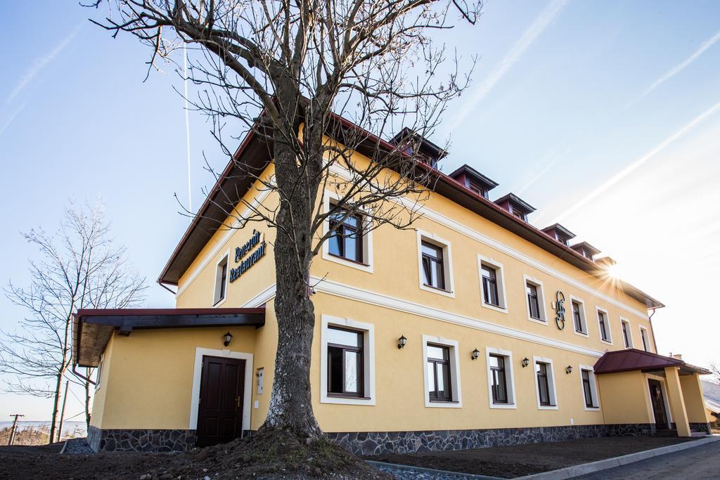 Penzion Altmayer Banská Štiavnica Exteriör bild