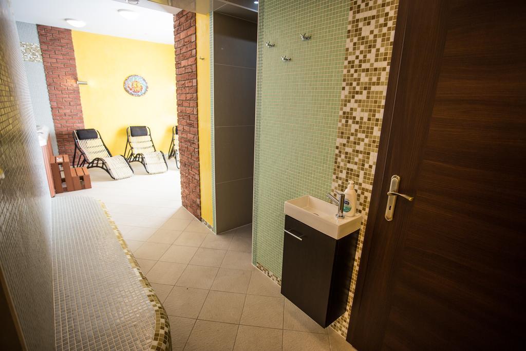 Penzion Altmayer Banská Štiavnica Exteriör bild