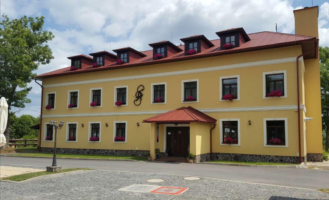 Penzion Altmayer Banská Štiavnica Exteriör bild